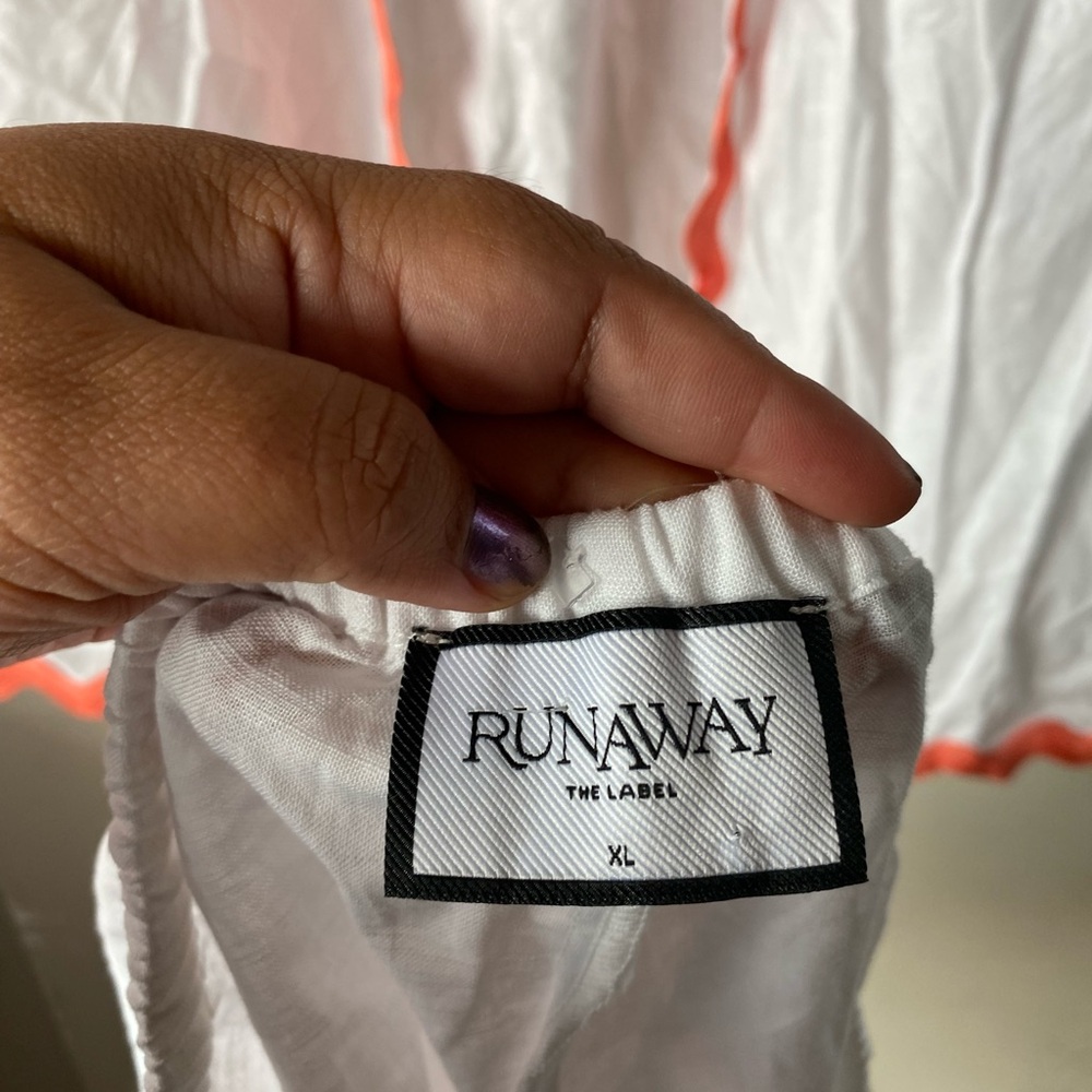 Runaway The Label Harry Set XL White Melon Linen Scalloped Top Shorts Co-ord - Picture 11 of 16